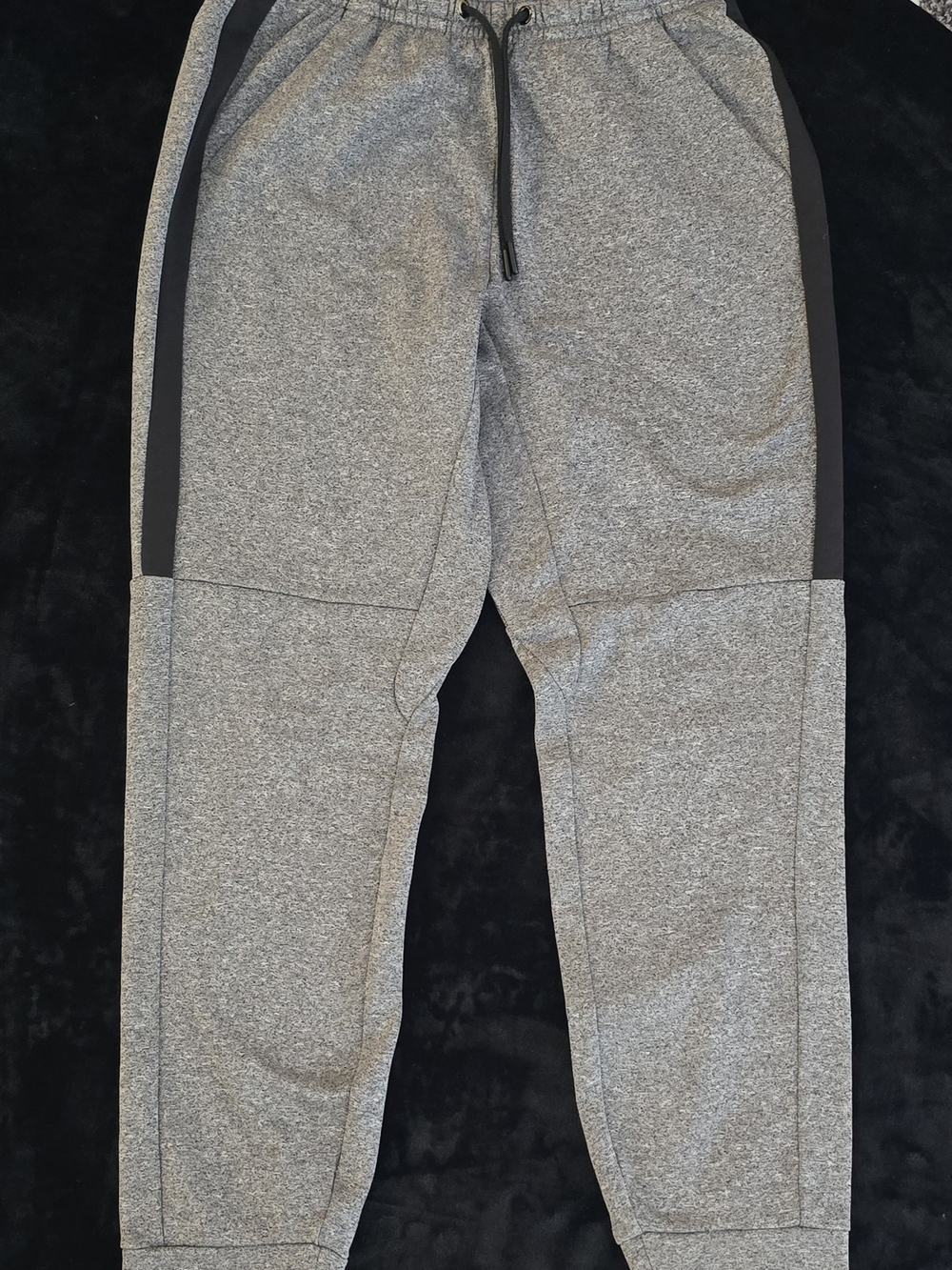 Youth MSX Michael Strahan Gray Athletic Jogger Pants with Black Side Panels